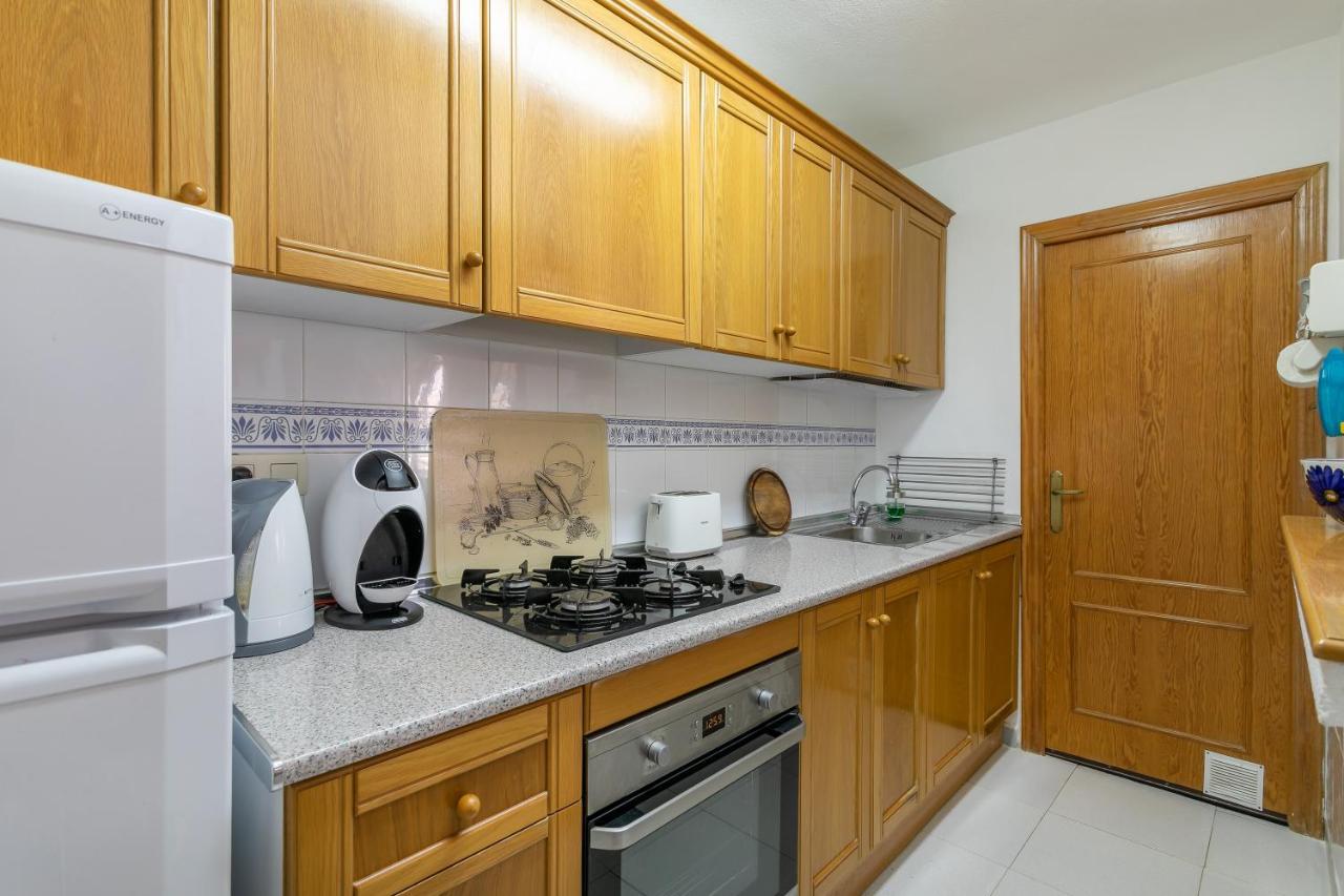 Heads 2 Holiday Homes Apartment Villamartin  Exteriör bild