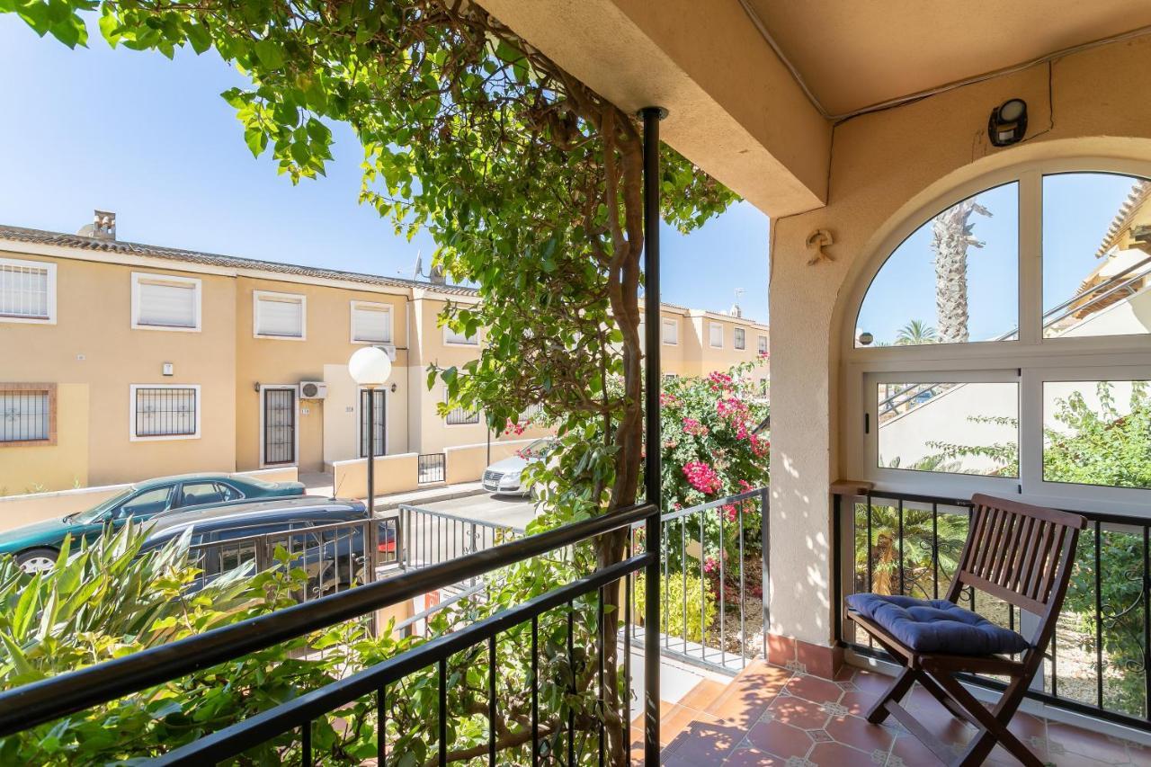 Heads 2 Holiday Homes Apartment Villamartin  Exteriör bild
